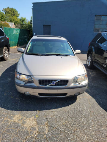 2003 Volvo S60 for sale at Longo & Sons Auto Sales in Berlin NJ