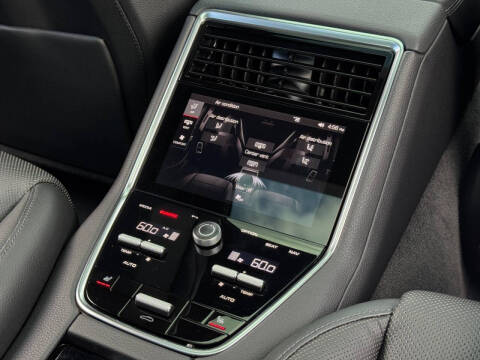 2021 Porsche Panamera 4S E-Hybrid