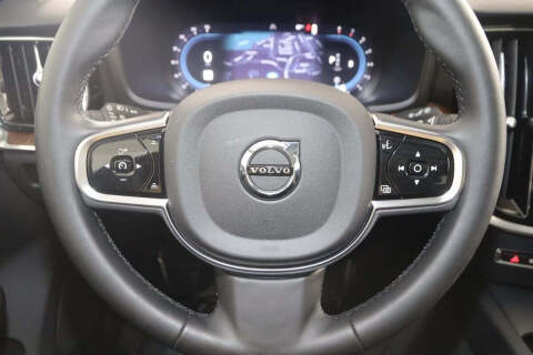 2024 Volvo V60 Cross Country B5 Plus