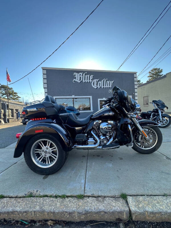 2014 Harley-Davidson Tri Glide Ultra FLHTCUTG for sale at Blue Collar Cycle Company - Salisbury in Salisbury NC