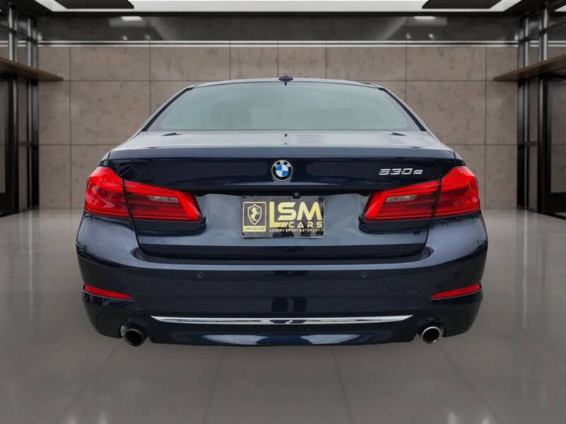 2018 BMW 5 Series 530e xDrive iPerformance