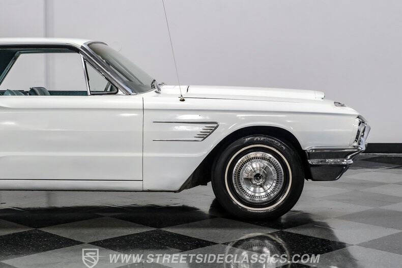 1965 Ford Thunderbird