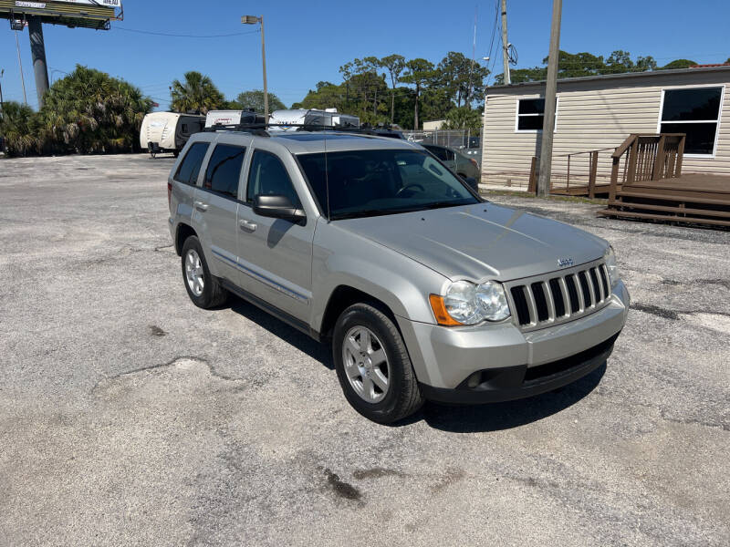 2010 Jeep Grand Cherokee for sale at Friendly Finance Auto Sales in Port Richey FL