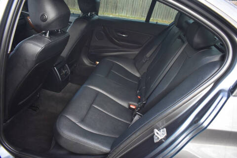 2015 BMW 3 Series 320i xDrive