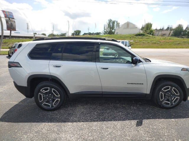 2026 Jeep Cherokee Laredo