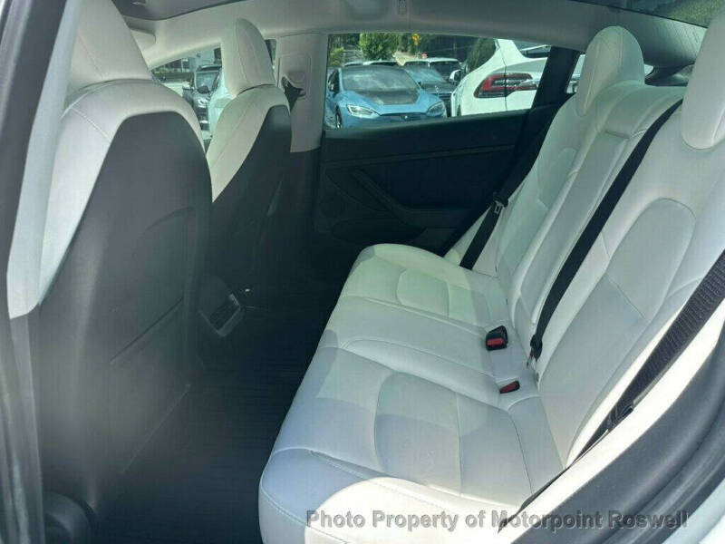 2021 Tesla Model 3 Standard Range Plus
