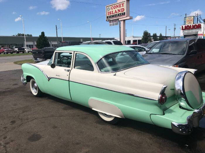 1955 Ford Fairlane