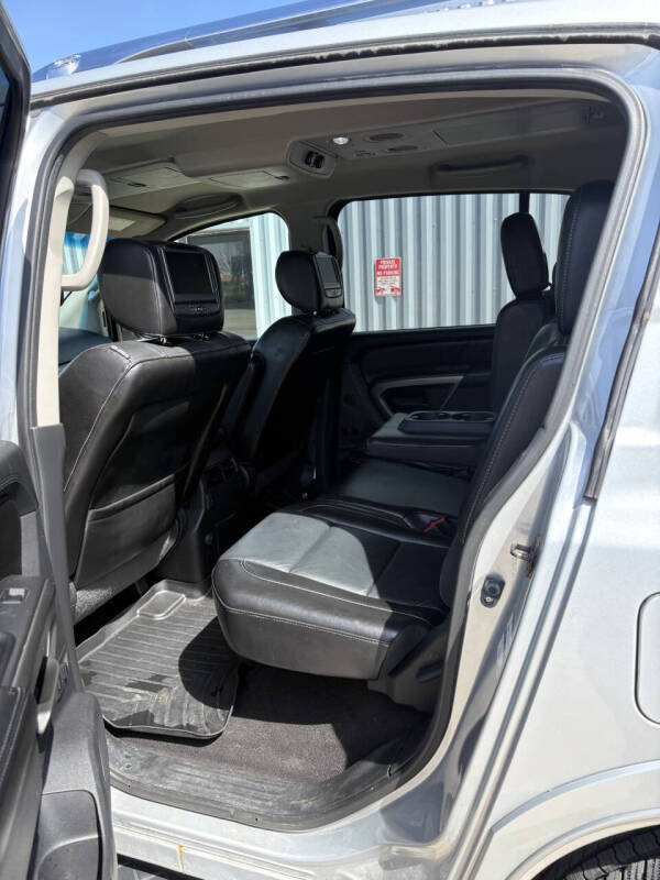 2015 Nissan Armada Platinum