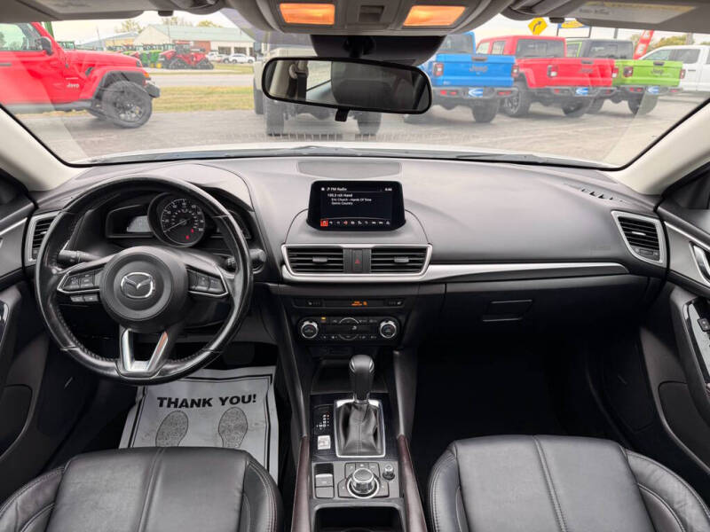 2017 Mazda MAZDA3 Touring