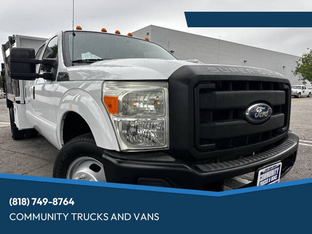 2011 Ford F-350 Super Duty Chassis Cab XL's photo