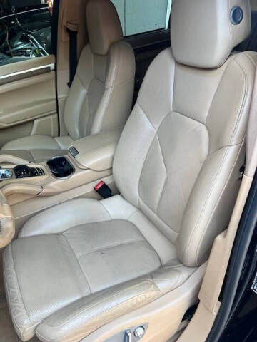 2011 Porsche Cayenne
