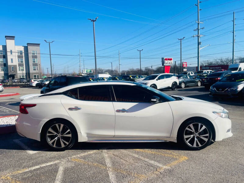2017 Nissan Maxima
