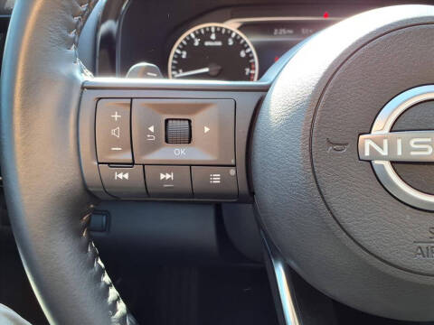 2024 Nissan Pathfinder SV