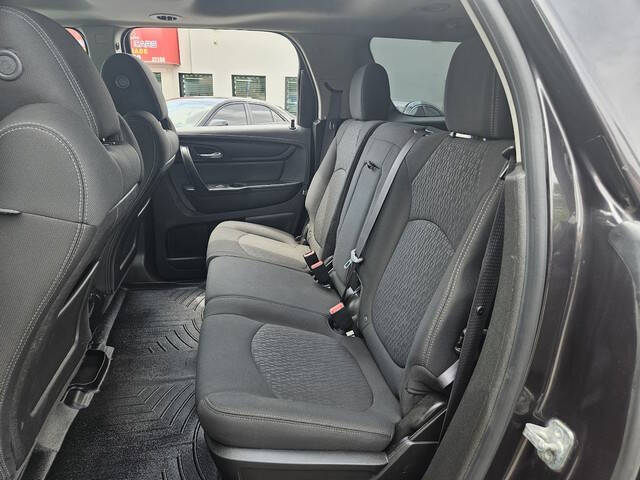 2013 GMC Acadia SLE-2