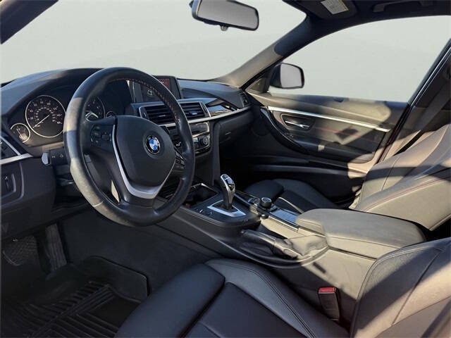 2018 BMW 3 Series 330i xDrive