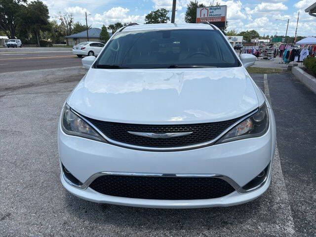2018 Chrysler Pacifica Touring L