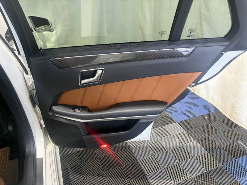 2014 Mercedes-Benz E-Class E 63 AMG S-Model