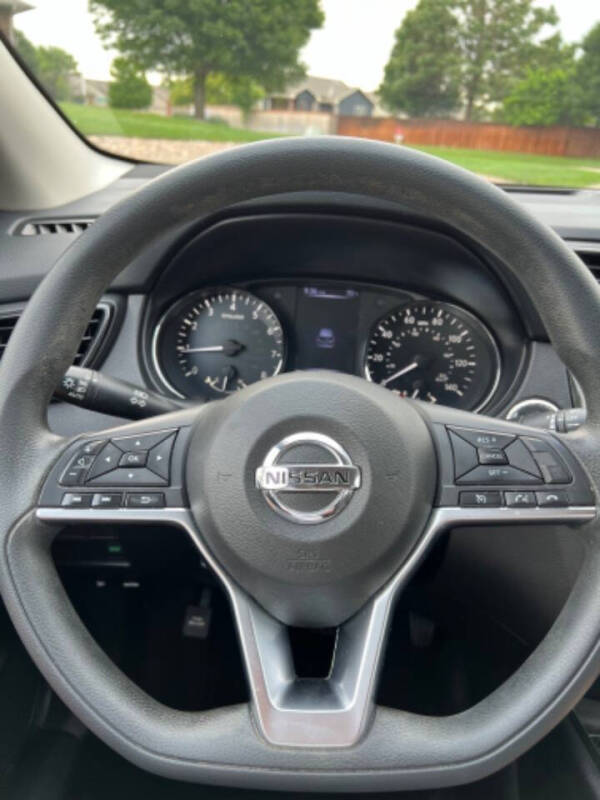 2018 Nissan Rogue Sport SV