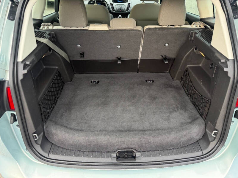 2013 Ford C-MAX Hybrid SE