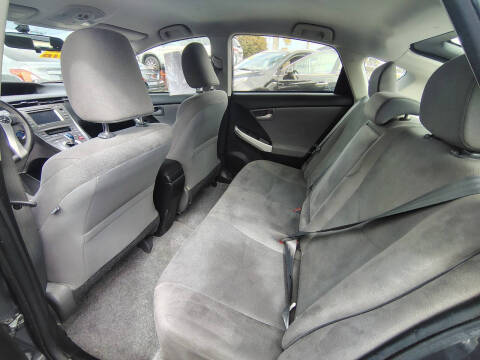 2015 Toyota Prius Three