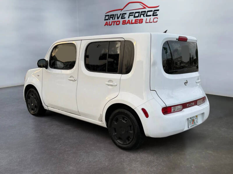 2010 Nissan cube
