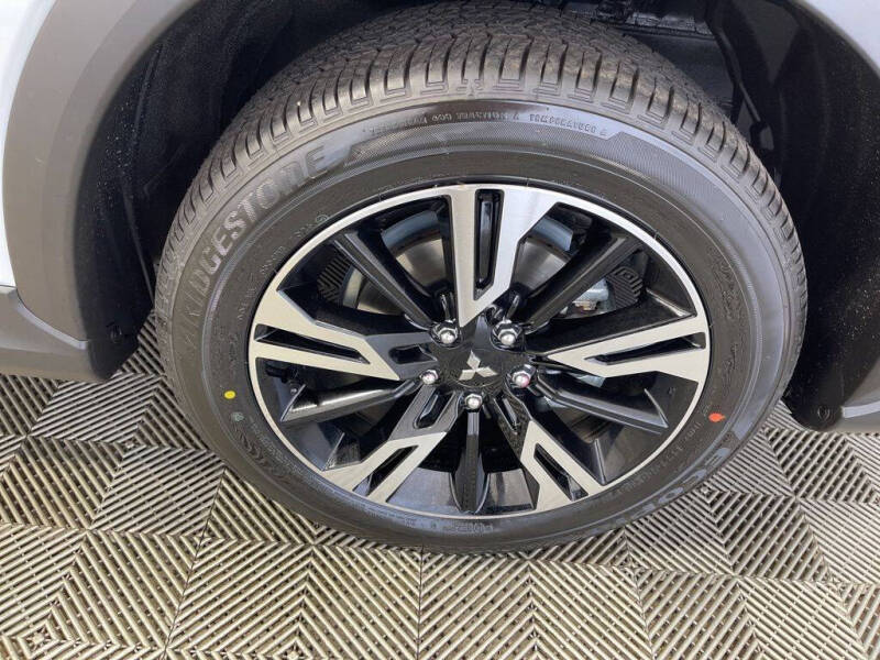 2026 Mitsubishi Eclipse Cross SE