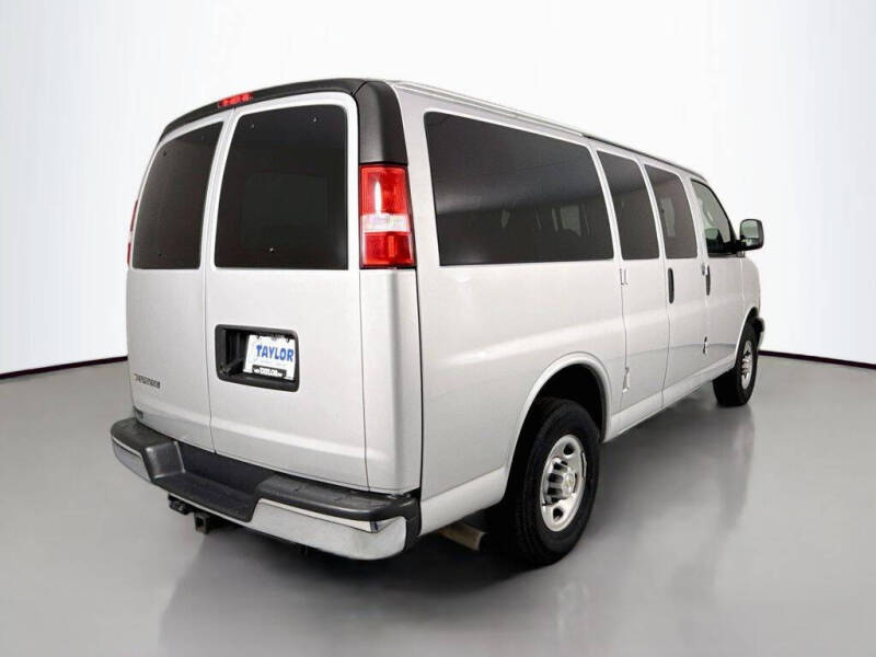 2023 Chevrolet Express LS 2500