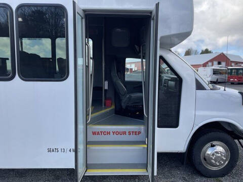 2022 Chevrolet Express 4500