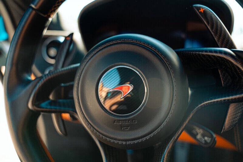 2017 McLaren 570GT