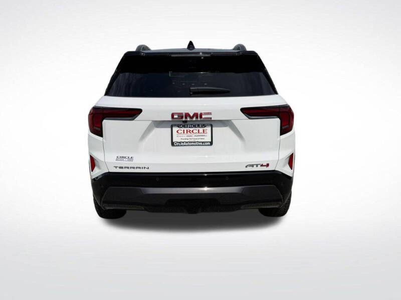 2027 GMC Terrain AT4