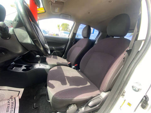 2014 Mitsubishi Mirage ES