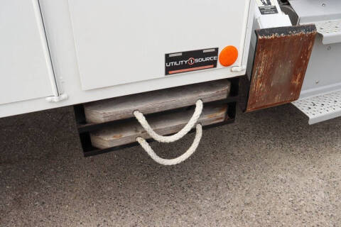 2017 Freightliner M2 106