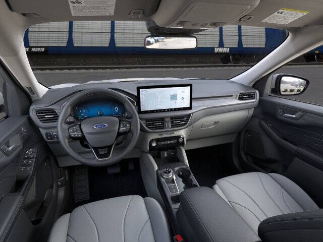 2026 Ford Escape Hybrid Platinum