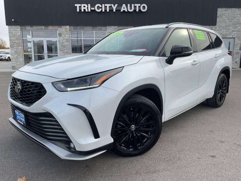 2023 Toyota Highlander XSE's photo