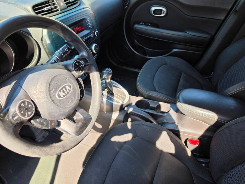2014 Kia Soul +