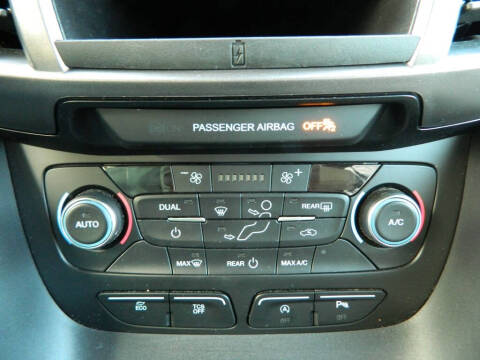 2022 Ford Transit Connect XLT