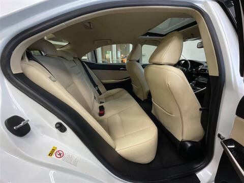 2015 Lexus IS 250
