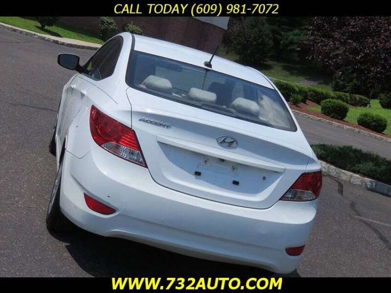 2012 Hyundai Accent GLS