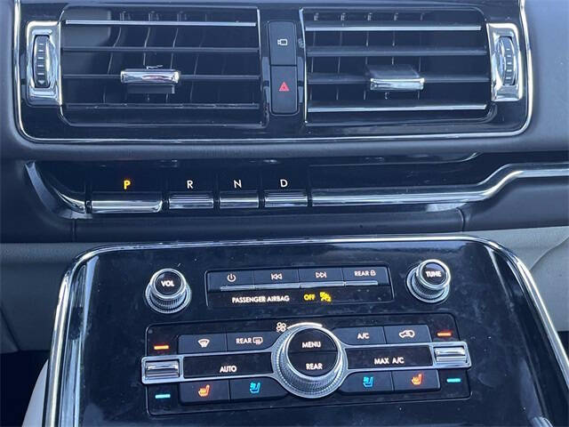 2023 Lincoln Navigator L Black Label