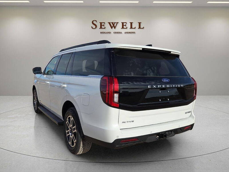 2026 Ford Expedition Active