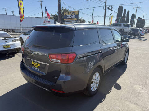 2016 Kia Sedona LX