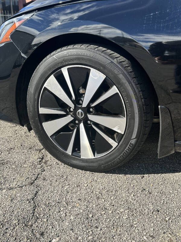 2019 Nissan Altima 2.5 SR