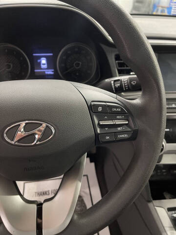 2019 Hyundai Elantra