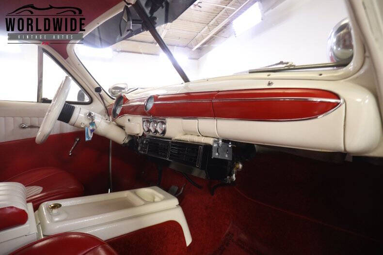 1949 Ford Custom Deluxe