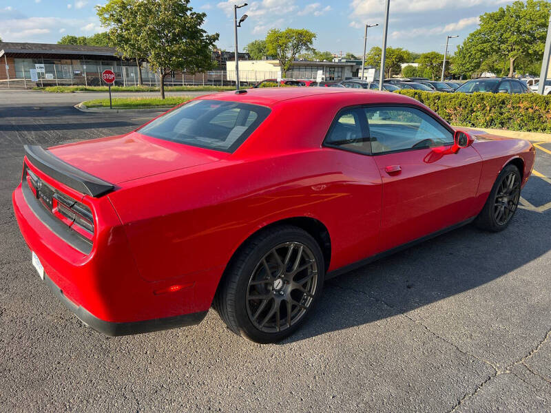 2015 Dodge Challenger SXT