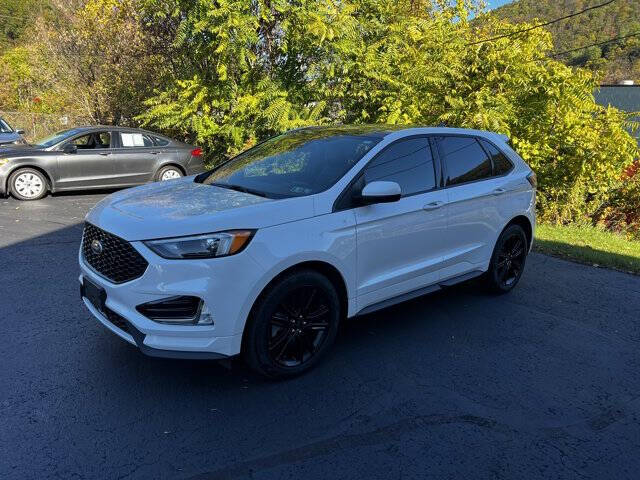 2021 Ford Edge ST-Line's photo