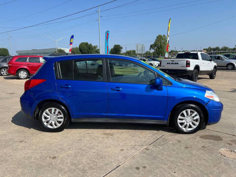 2012 Nissan Versa 1.8 SL