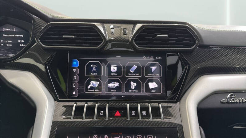 2020 Lamborghini Urus