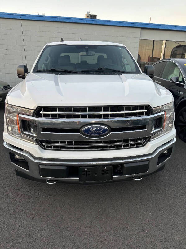 2020 Ford F-150 XLT photo 4