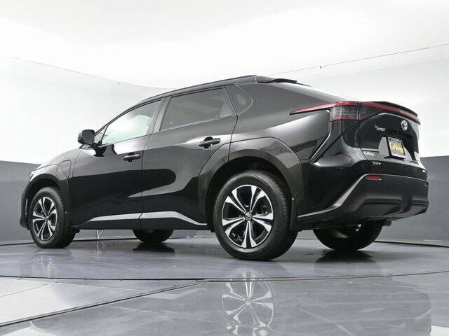 2024 Toyota bZ4X XLE